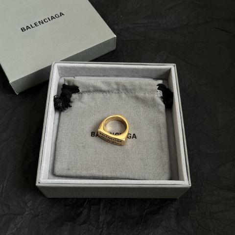 Balenciaga ring