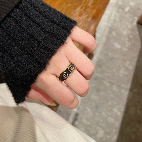 Chanel double C logo ring