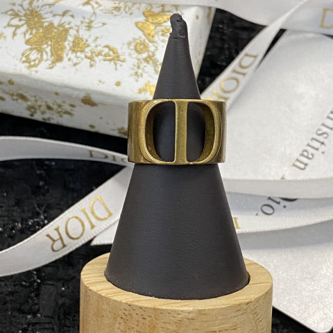 Dior ring
