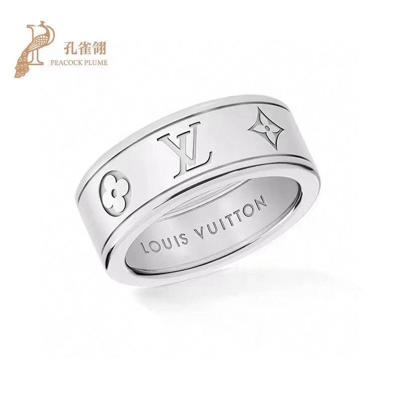 Louis Vuitton ring