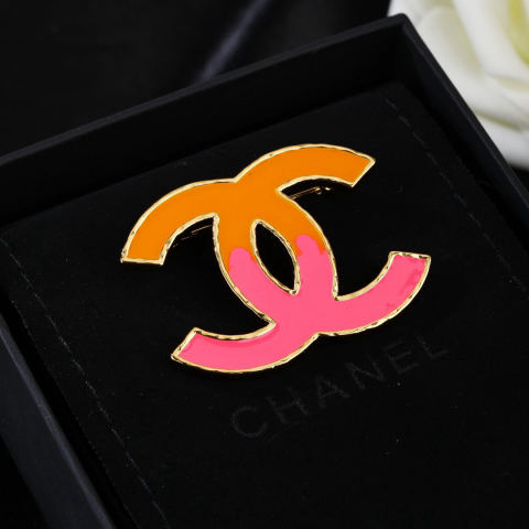 Chanel double C brooch