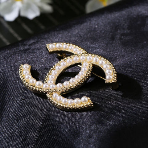 Chanel Fall/Winter Pearl Double C Brooch
