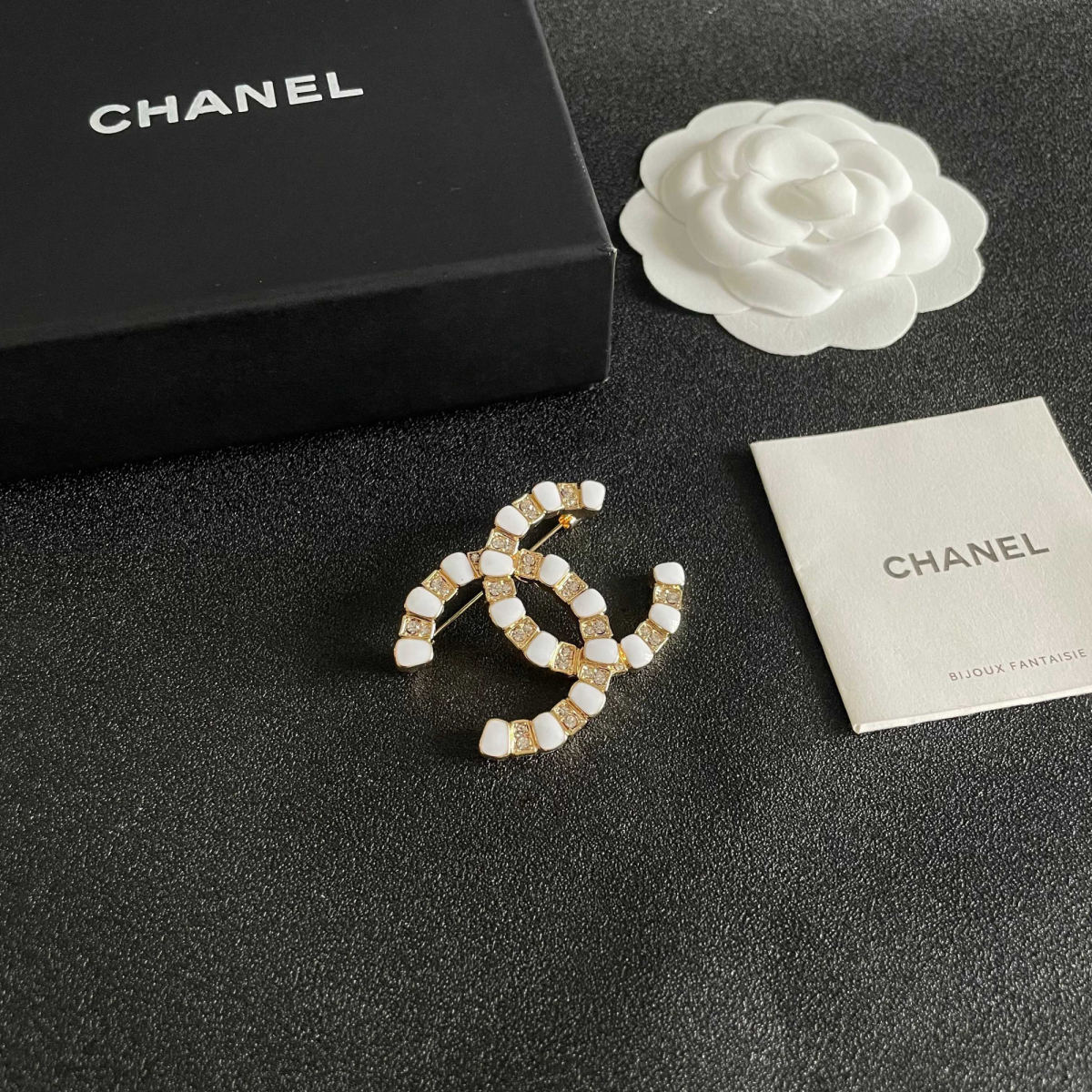 CHANEL Brooch