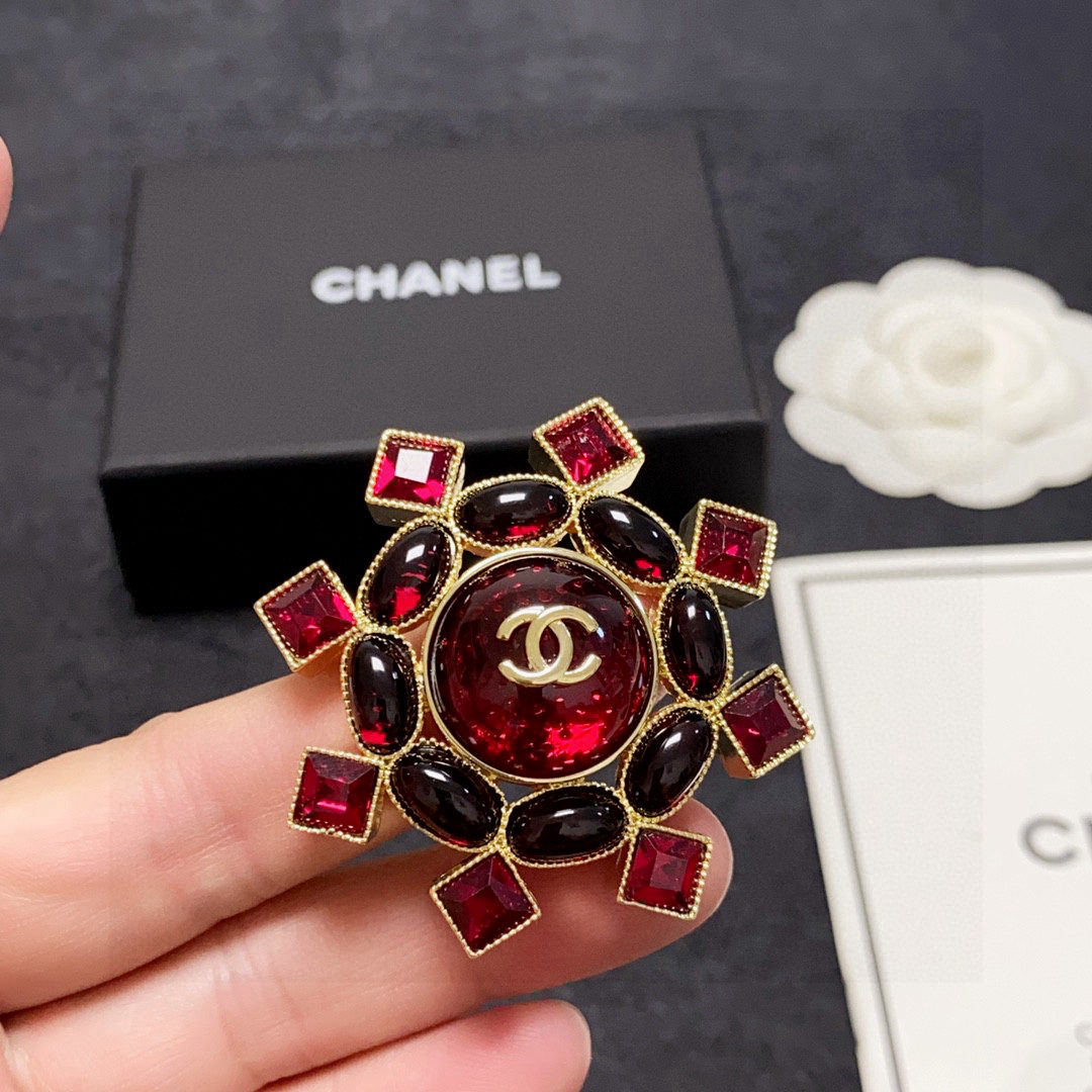 CHANEL Red Agate Diamond Brooch