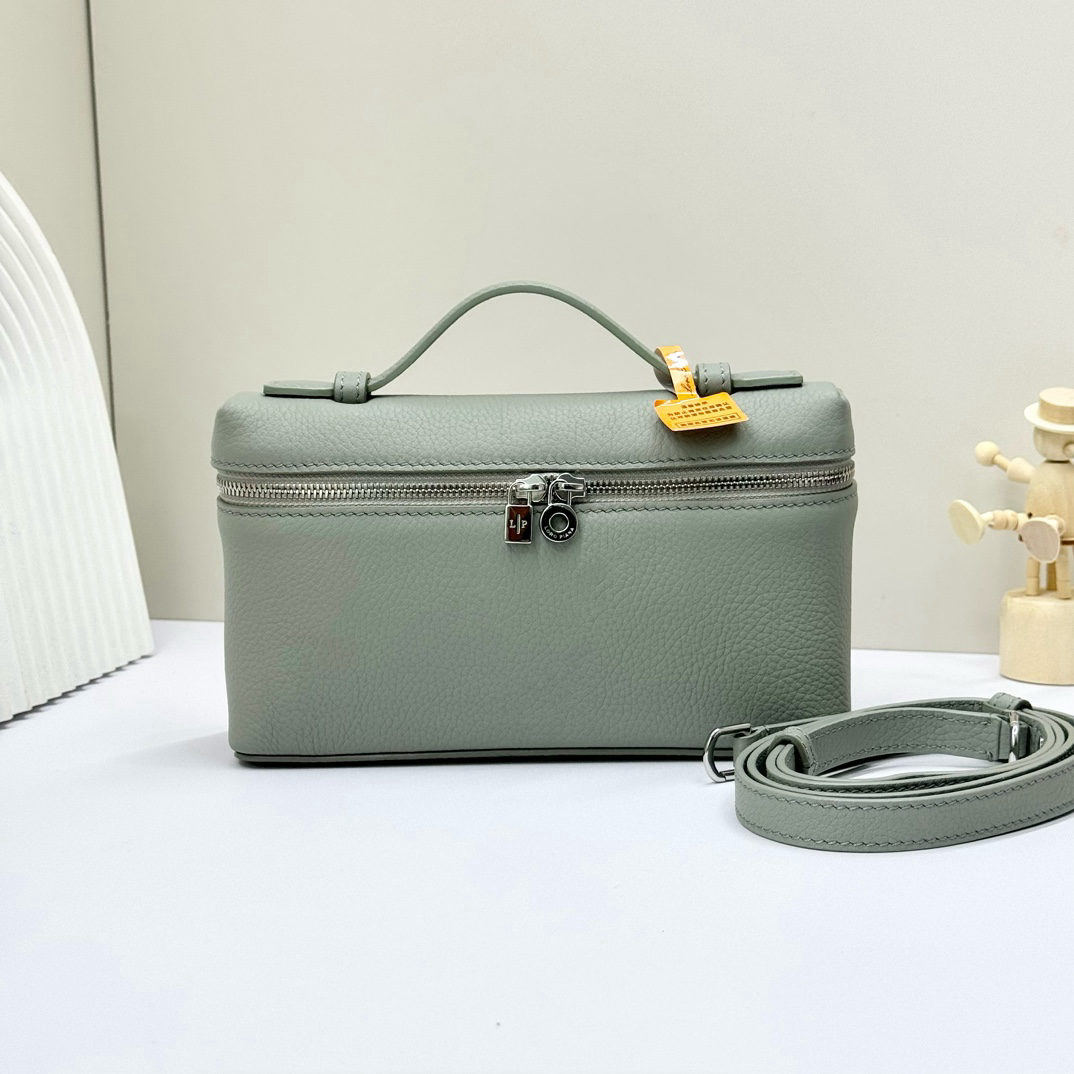 Loro Piana Extra Pocket L19 Handbag