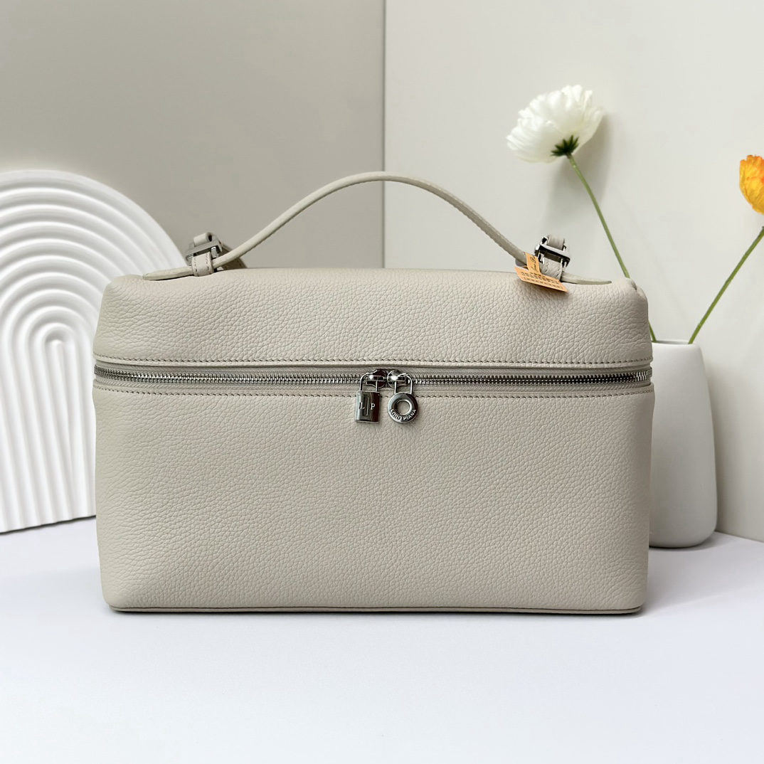 Loro piana Extra Pocket L27 Handbag