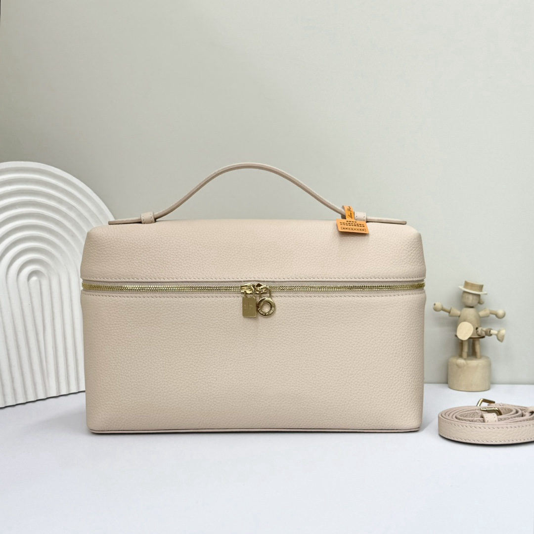 Loro piana Extra Pocket L27 Handbag