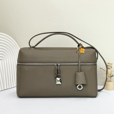 Loro piana Extra Bag L27 Crossbody Bag