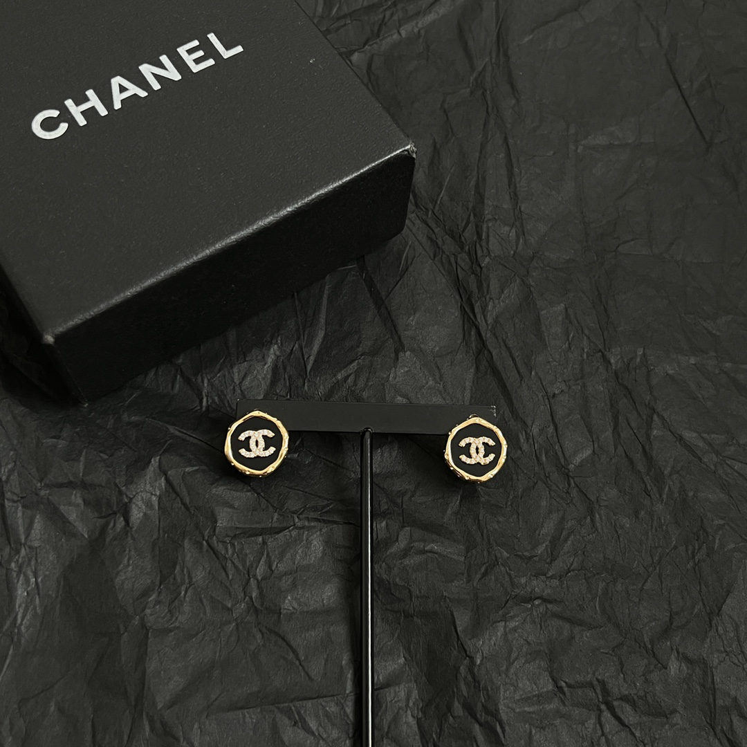 Chanel vintage earrings