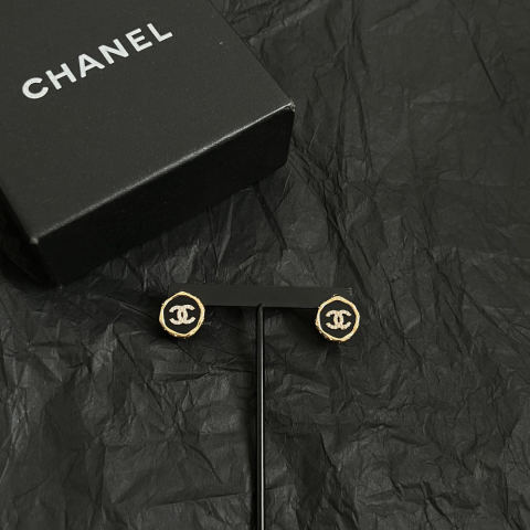 Chanel vintage earrings