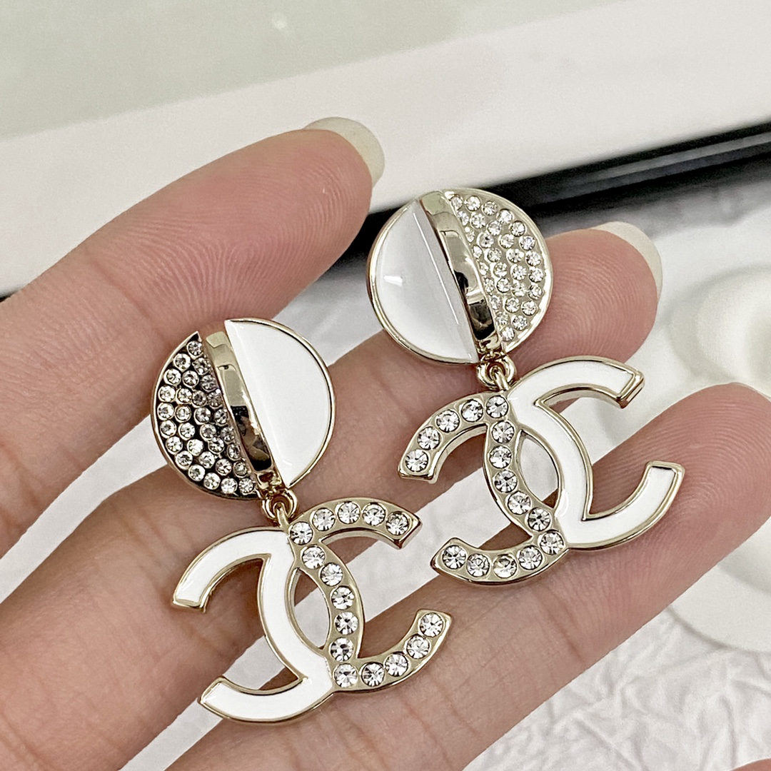Chanel white enamel semi-diamond double C round stud earrings