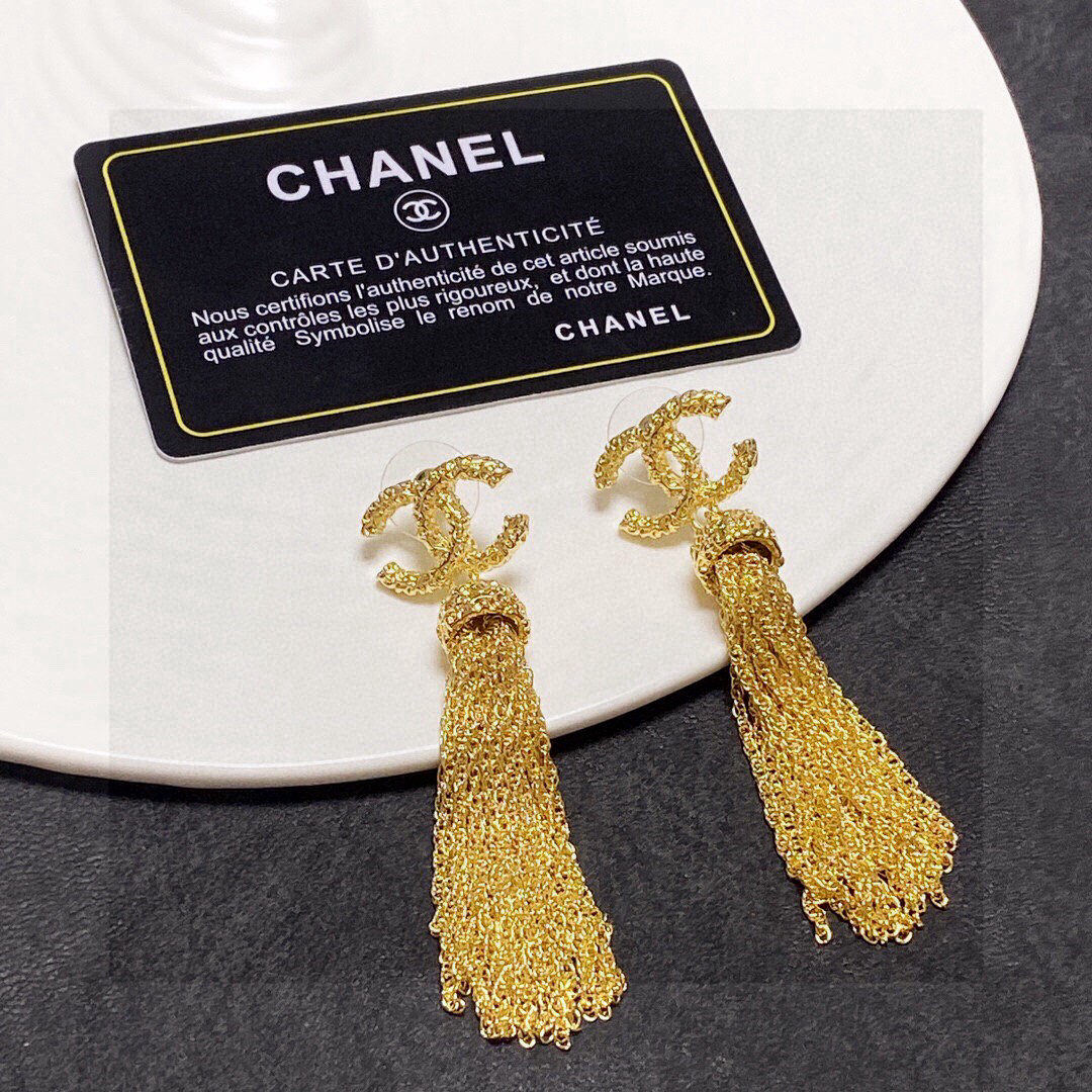 Chanel high-end double C long antique gold tassel earrings️