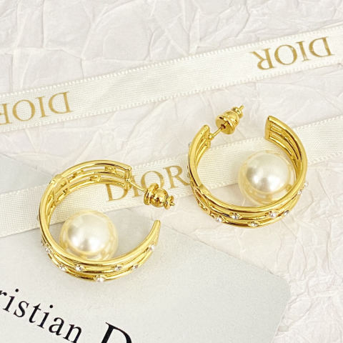 Dior rhinestone triple-layer pearl C-ring earrings