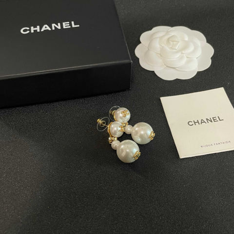 Chanel vintage earrings