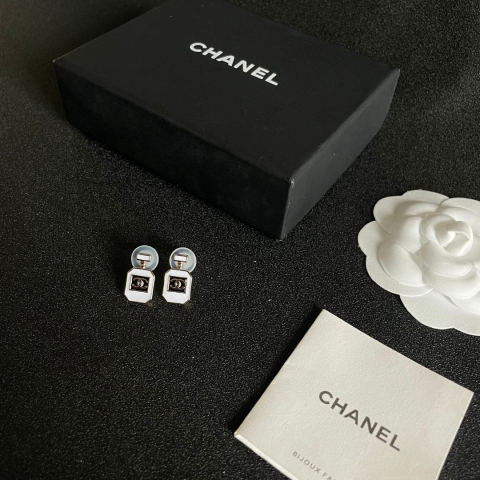 Chanel vintage earrings