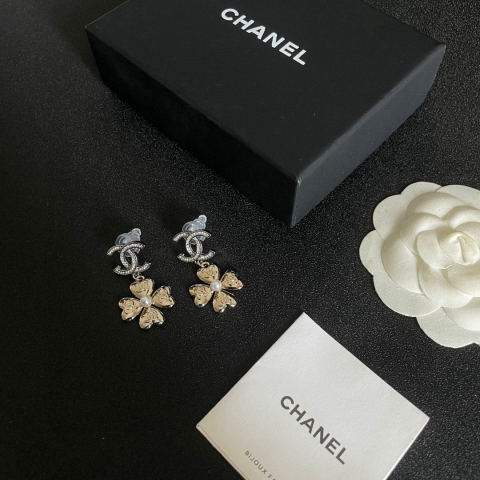Chanel vintage earrings