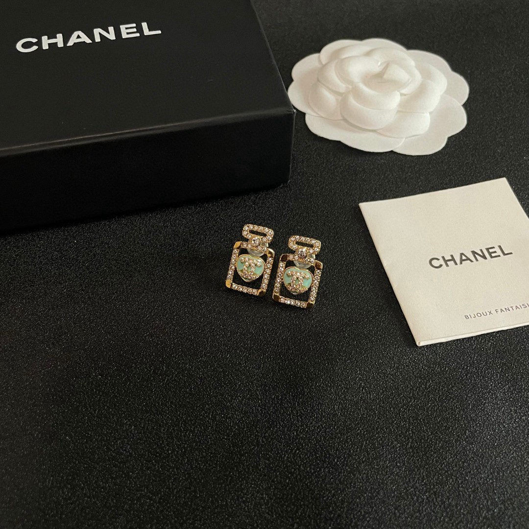 Chanel vintage earrings