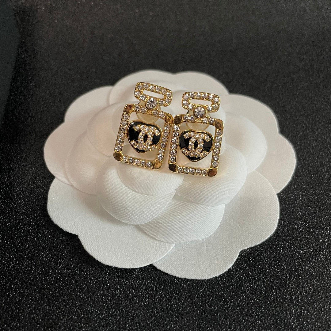 Chanel vintage earrings