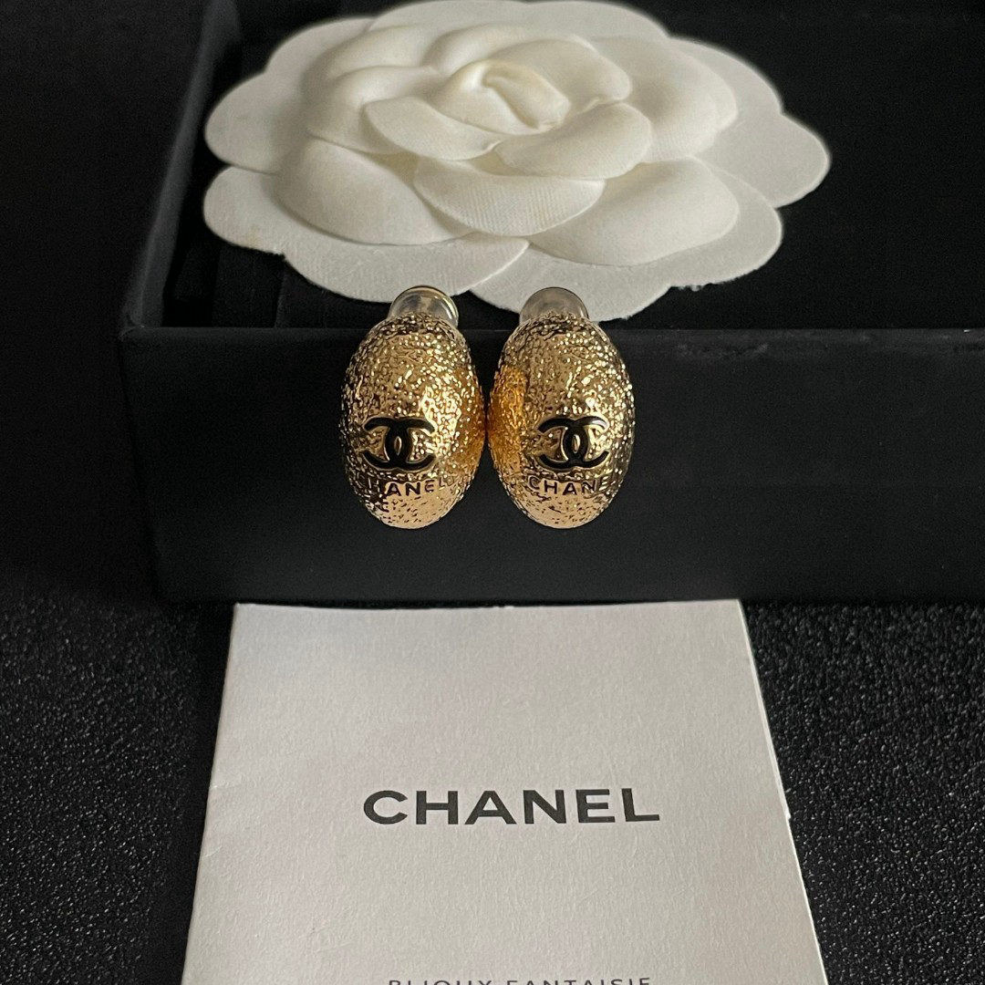 Chanel vintage earrings