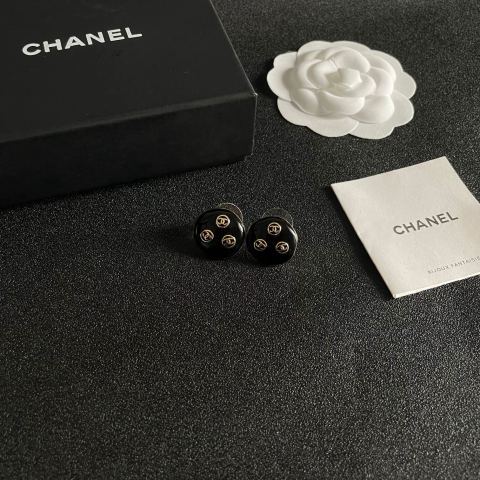 Chanel vintage earrings