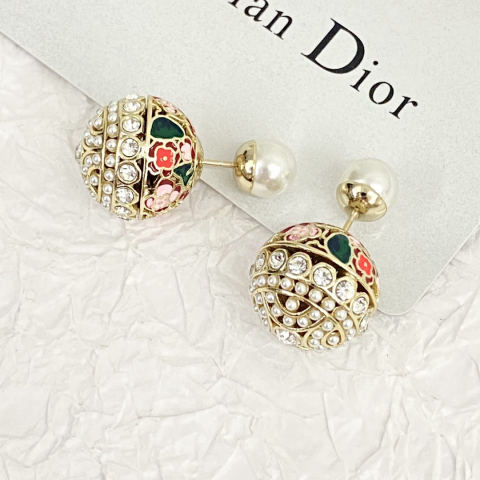 Dior openwork pearl flower earrings
