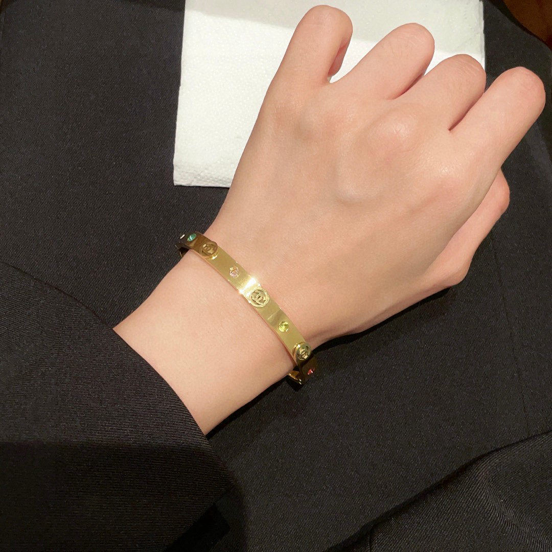 Chanel double C diamond-set bracelet