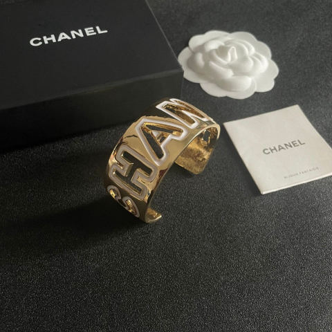CHANEL openwork letter bracelet