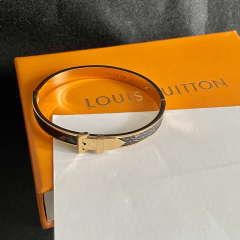 LV unisex belt buckle bracelet
