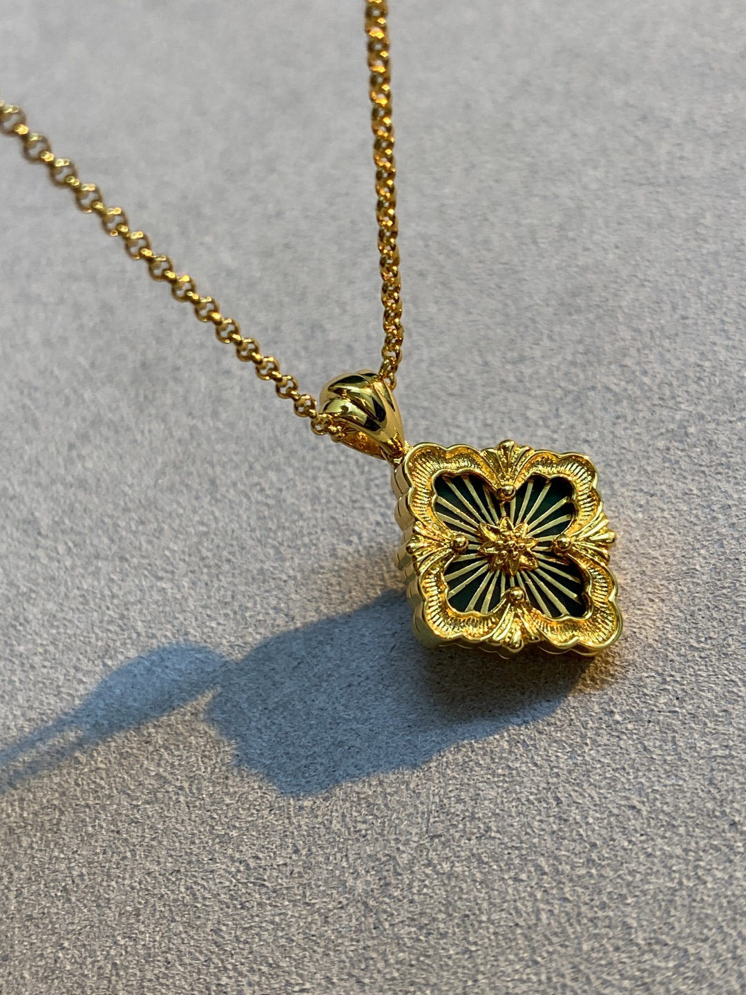 Buccellati small blue double-sided non-diamond necklace