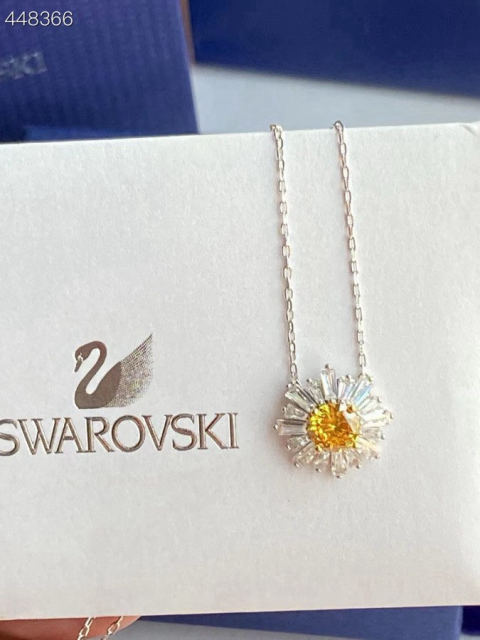 SWAROVSKI necklace