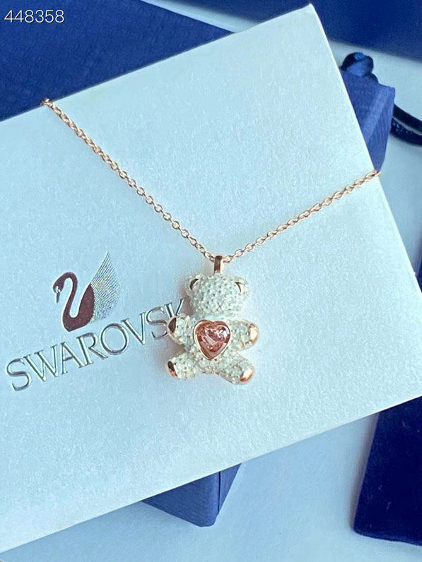 SWAROVSKI necklace