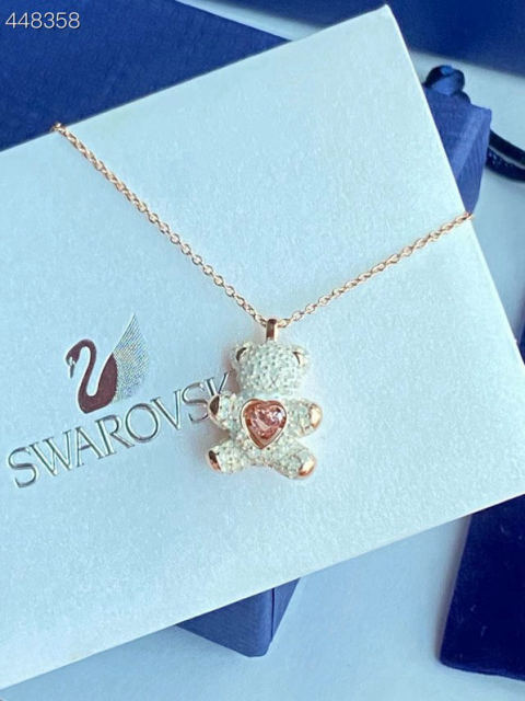 SWAROVSKI necklace