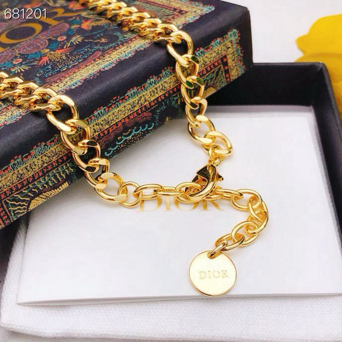 Dior necklace