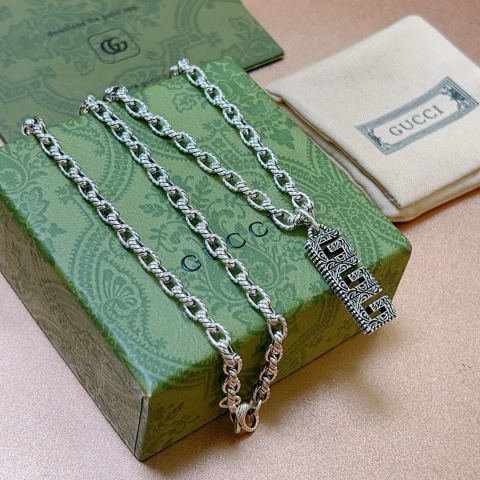 GUCCI necklace