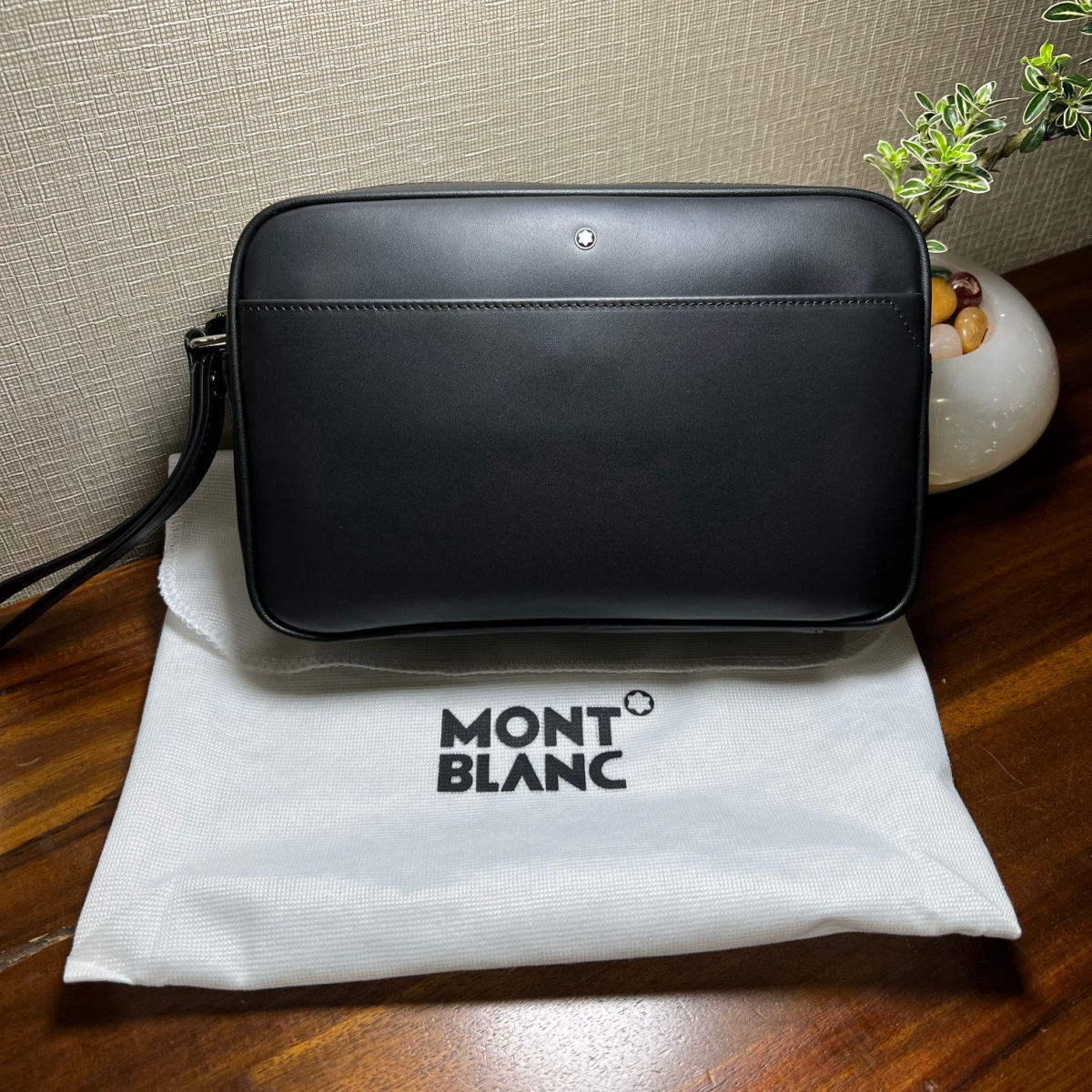 MONTBLANC Ultra Slim Folding Bag for Modern Urban Men
