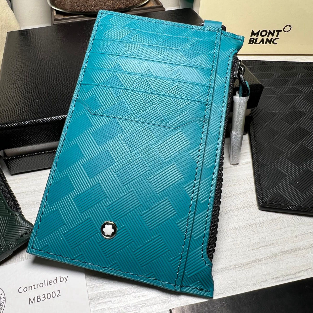 MONTBLANC Style 3.0 Series 8-Card Slot Card Holder