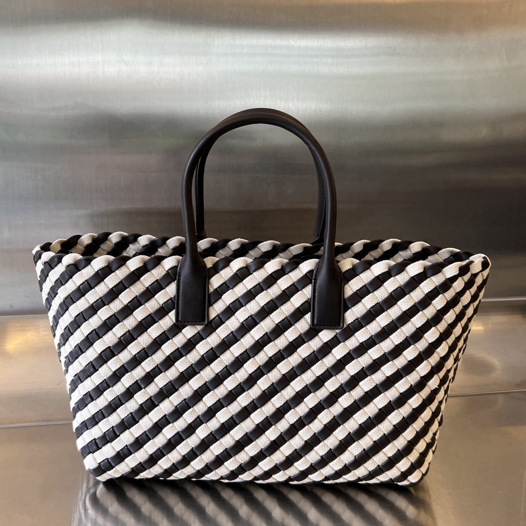 Bottega Veneta Cabat