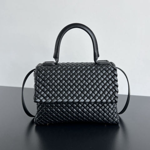 Bottega Veneta Fall/Winter Patti Top Handle Woven Flap Handbag