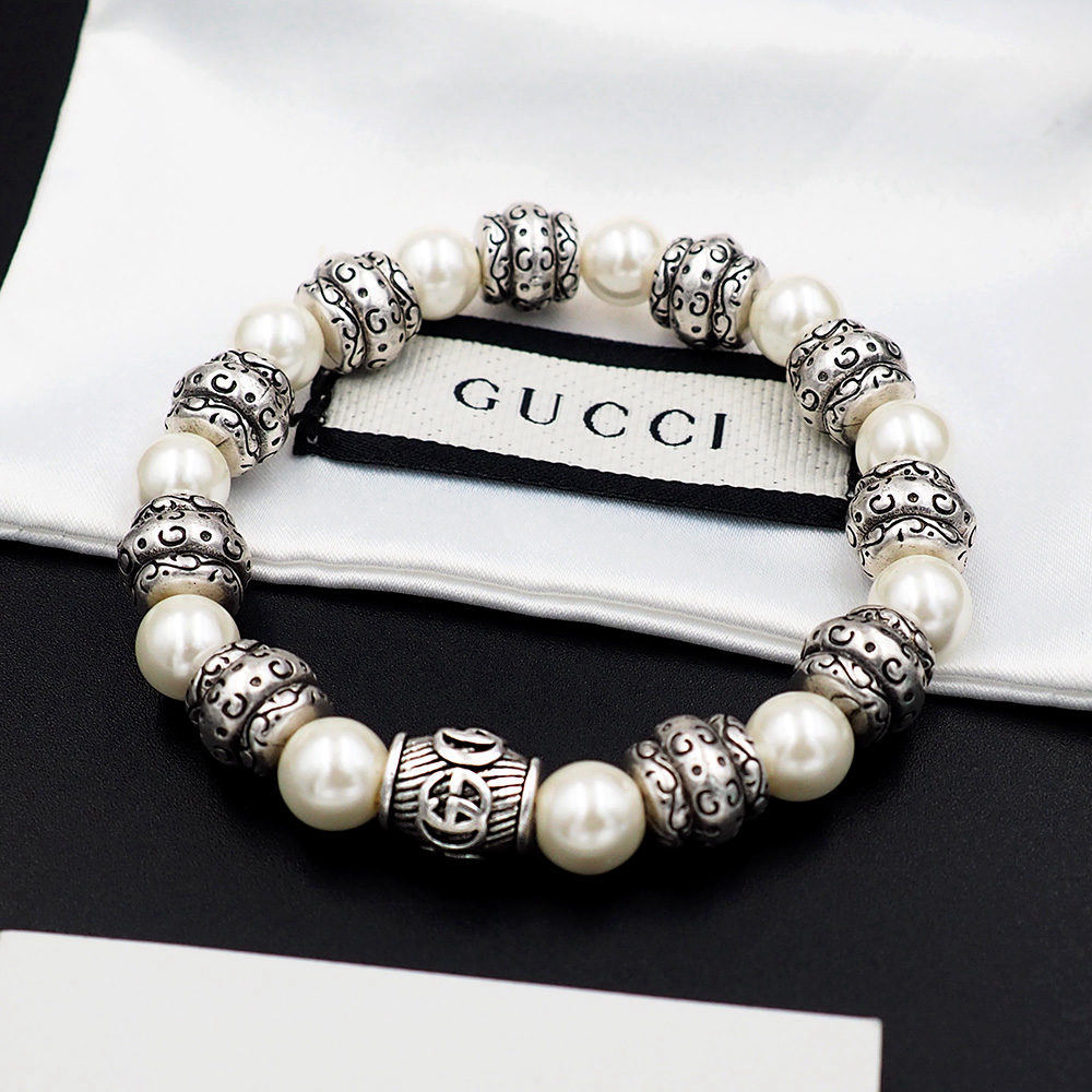 Gucci Vintage Metal Pearl Bracelet