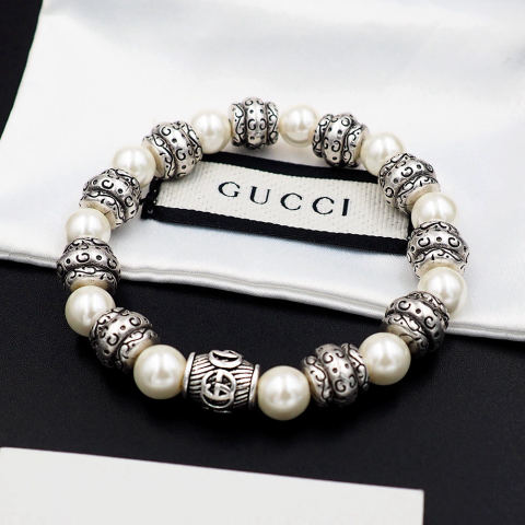 Gucci Vintage Metal Pearl Bracelet