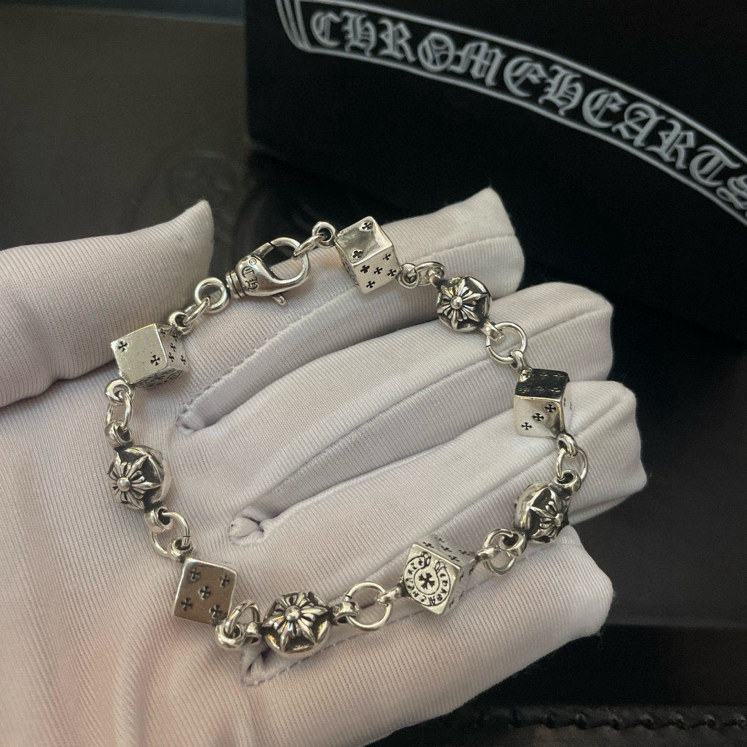 Chrome Hearts