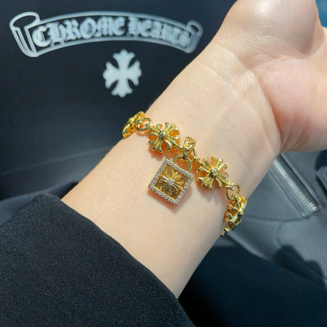 Chrome Hearts