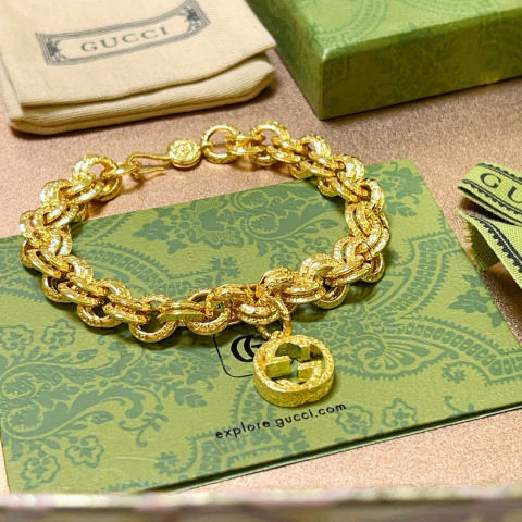 GUCCI bracelet