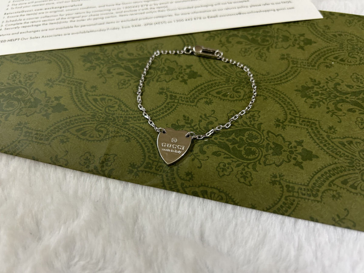 GUCCI bracelet
