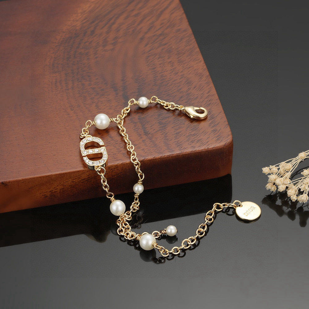 Dior letter bracelet