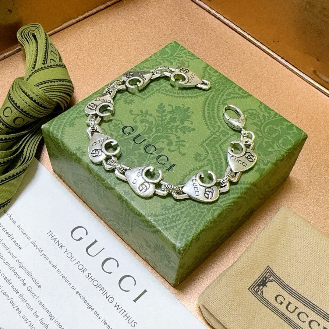 Gucci bracelet