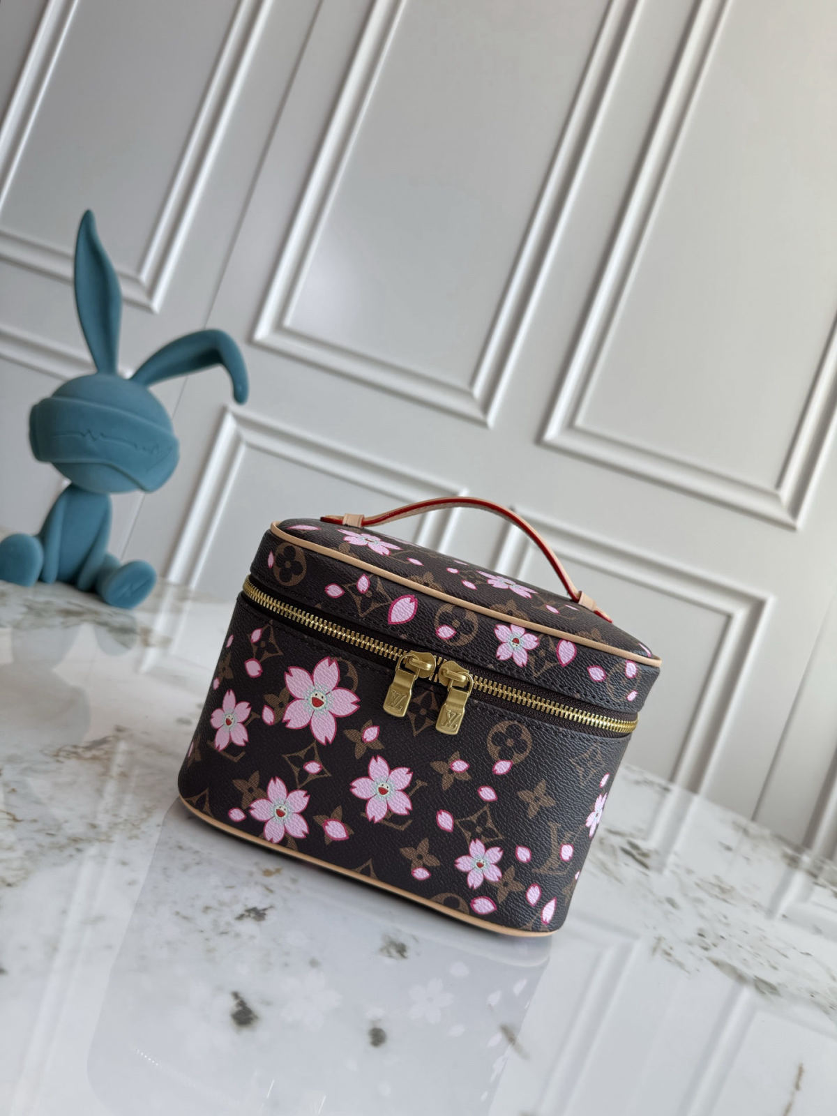 Nice Mini Toilet Bag