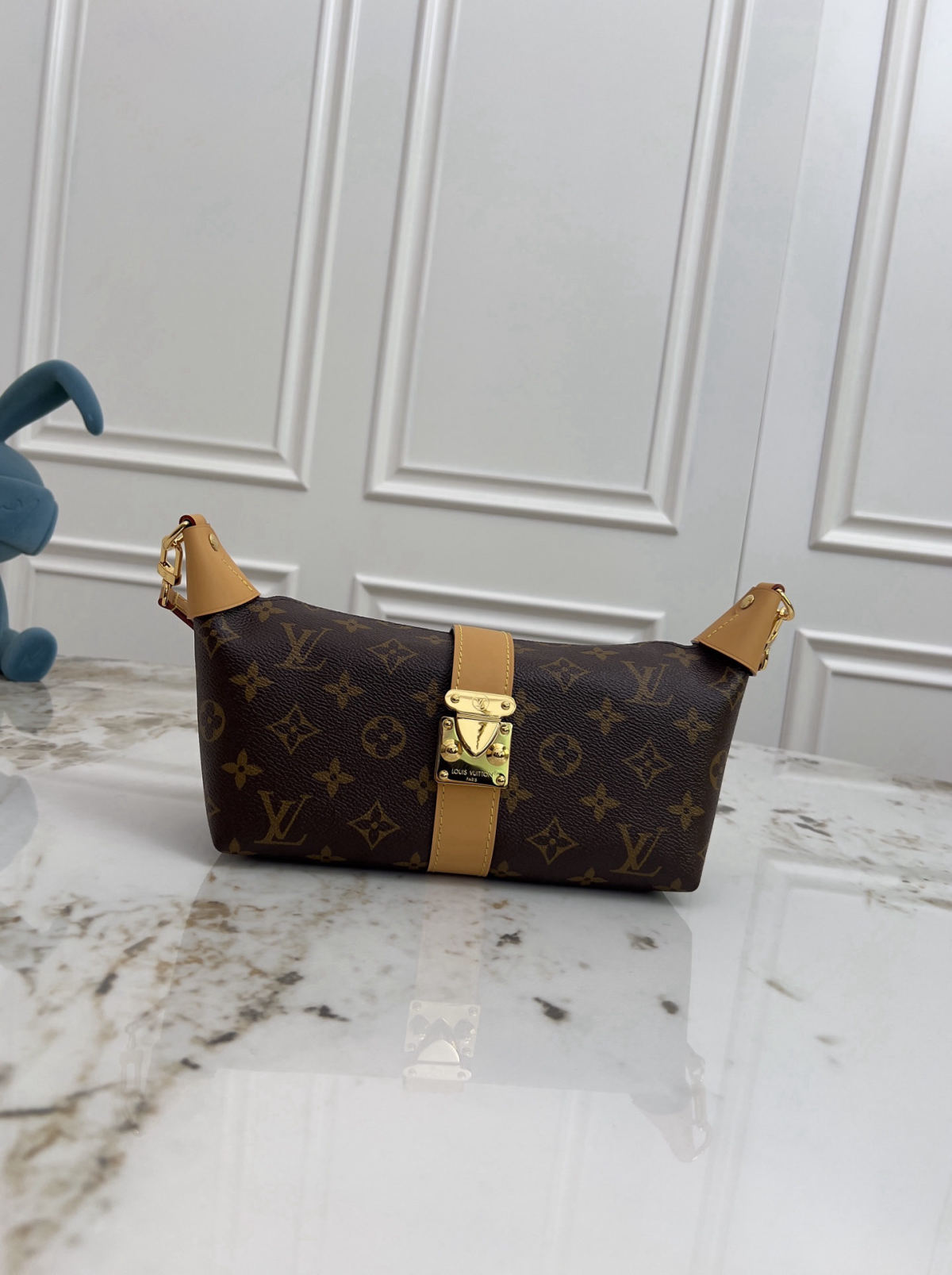 Pochette Mia handbag