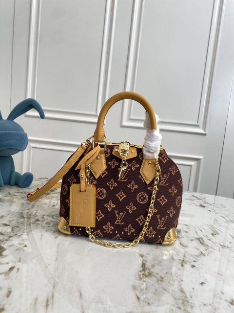 Alma Trunk BB handbag