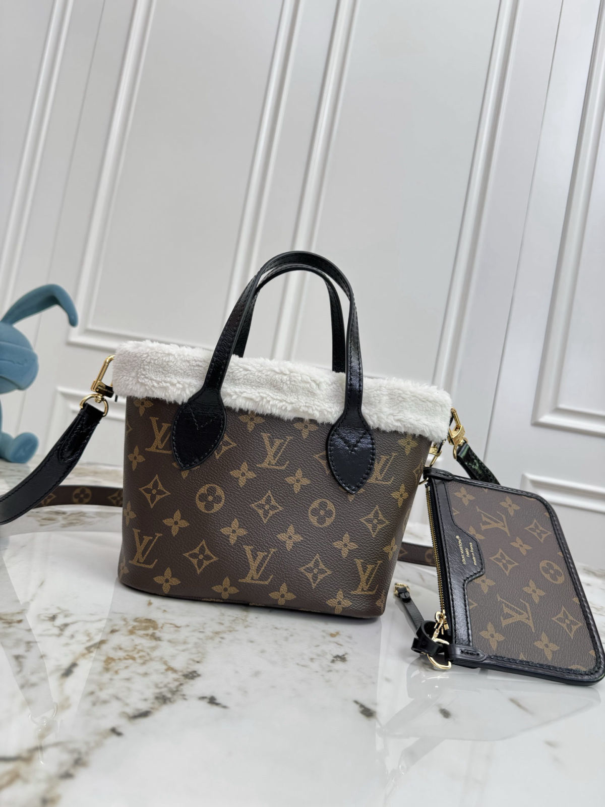 Neverfull Bandouli��re Inside Out BB Handbag